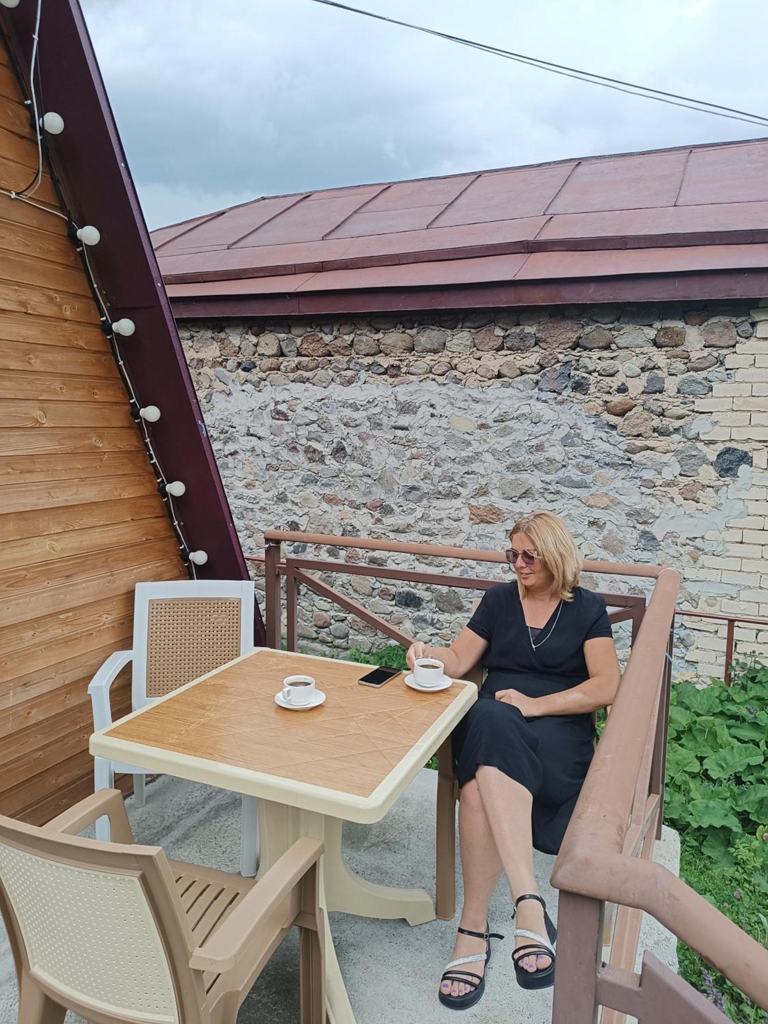 Cottage Natali Kazbegi Exterior foto